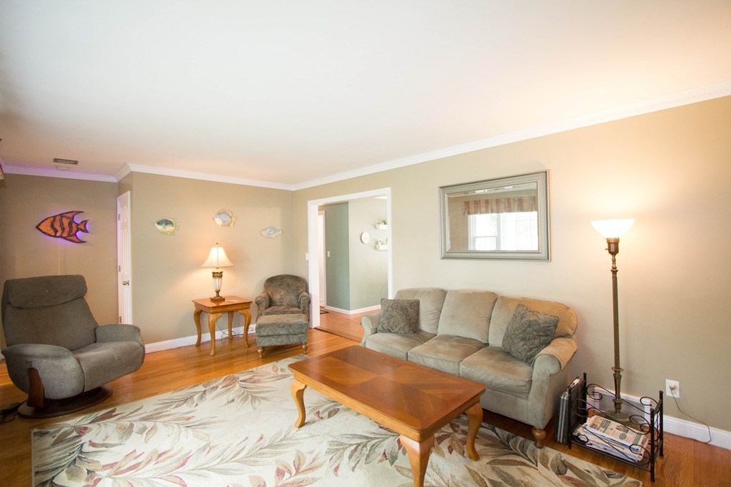 20 Randall Road Maynard, MA 01754 - Photo 7 of 30 Gallery Image 7