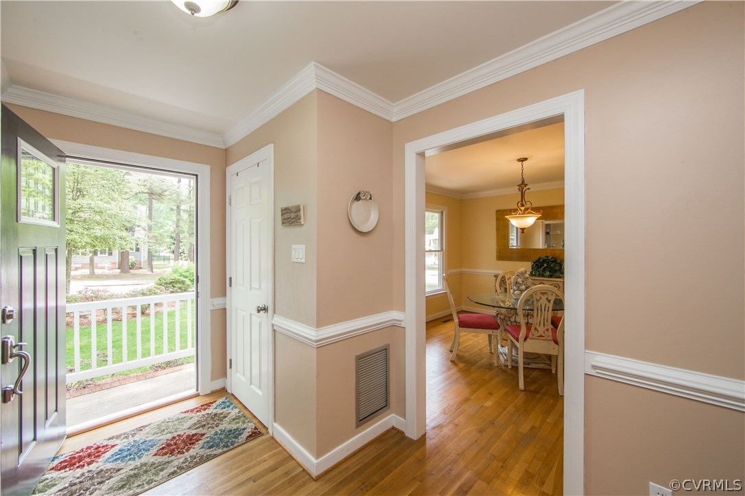 5501 Fiddlers Ridge Lane Midlothian, VA 23112 - Photo 2 of 50 Gallery Image 2
