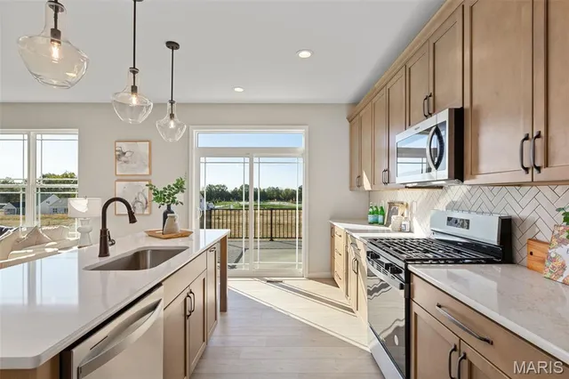 $349,900 | 1 Tbb Devonshire @ Birdie Hills Crossing Street, St. Peters, MO 63376