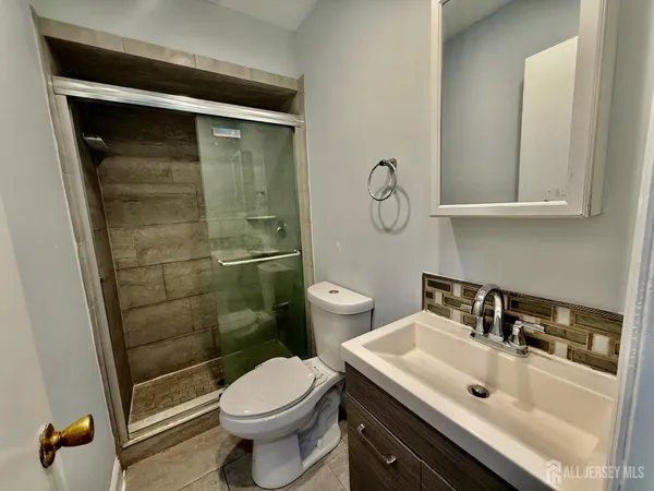 $3,450 | 1404 Edison Glen Terrace, Edison, NJ 08837