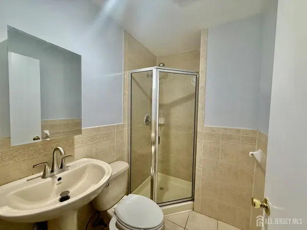$3,450 | 1404 Edison Glen Terrace, Edison, NJ 08837