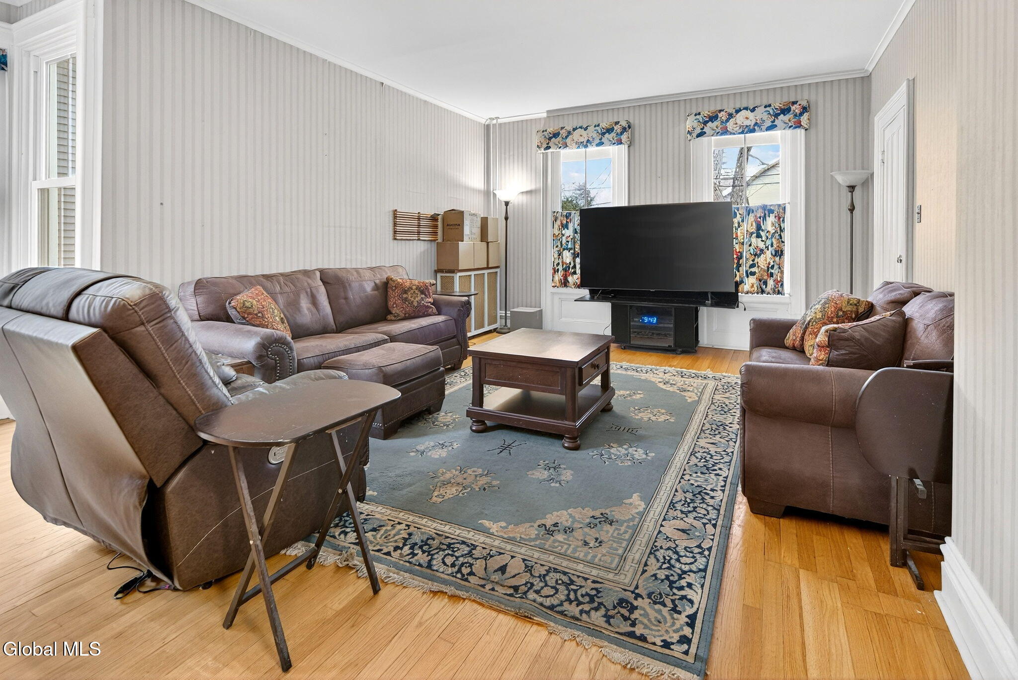 116 Maple Avenue Troy, NY 12180 - Photo 6 of 26 2-web-or-mls-DSC07680