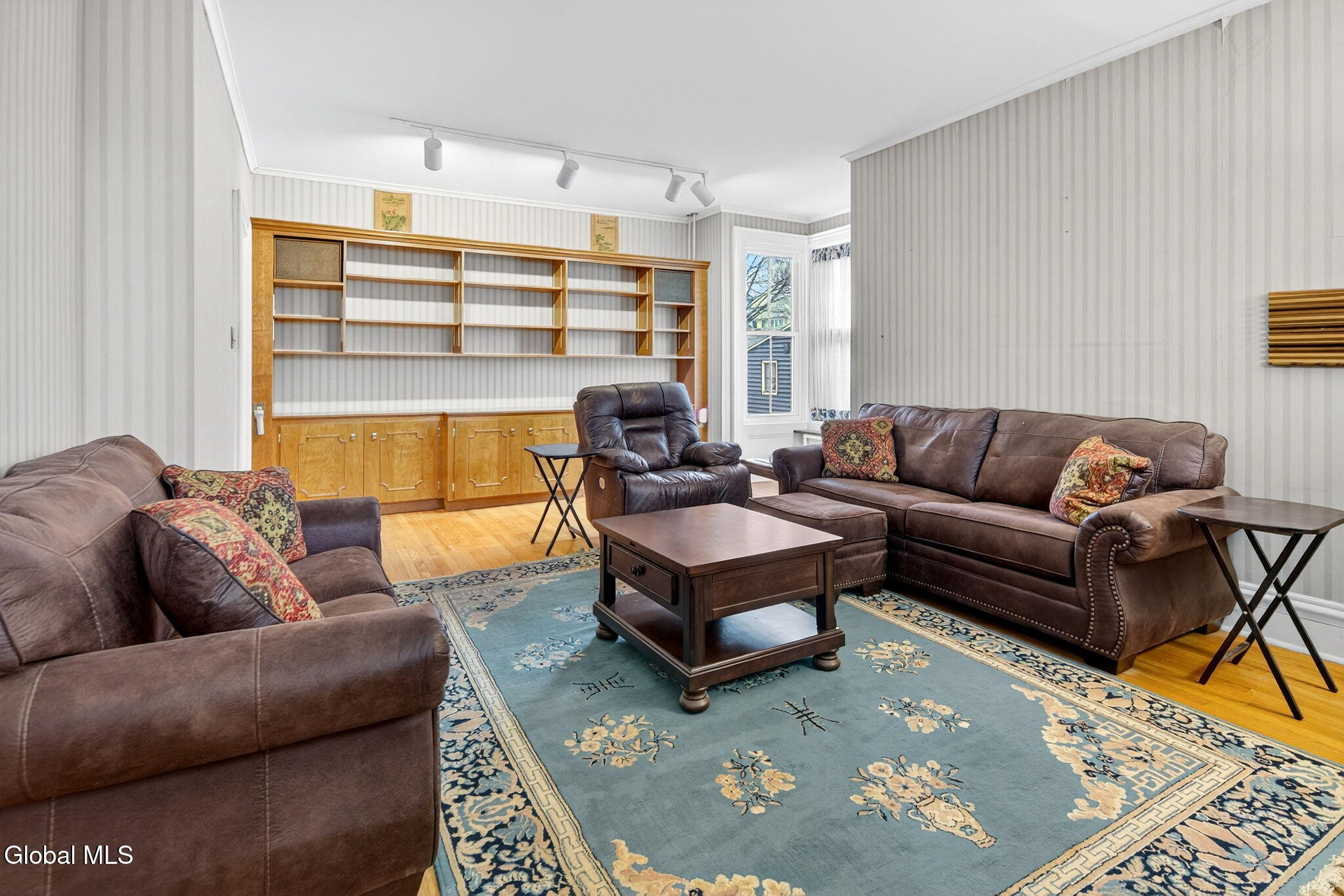 116 Maple Avenue Troy, NY 12180 - Photo 7 of 26 3-web-or-mls-DSC07690