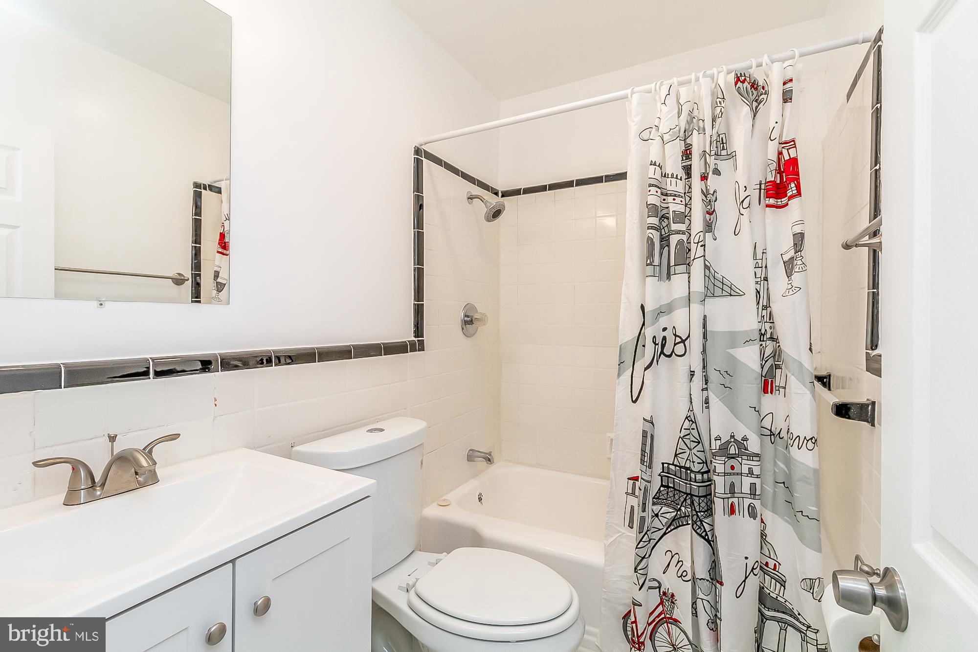 2928 Sollers Point Road Dundalk, MD 21222 - Photo 11 of 41 First Floor Full Bath