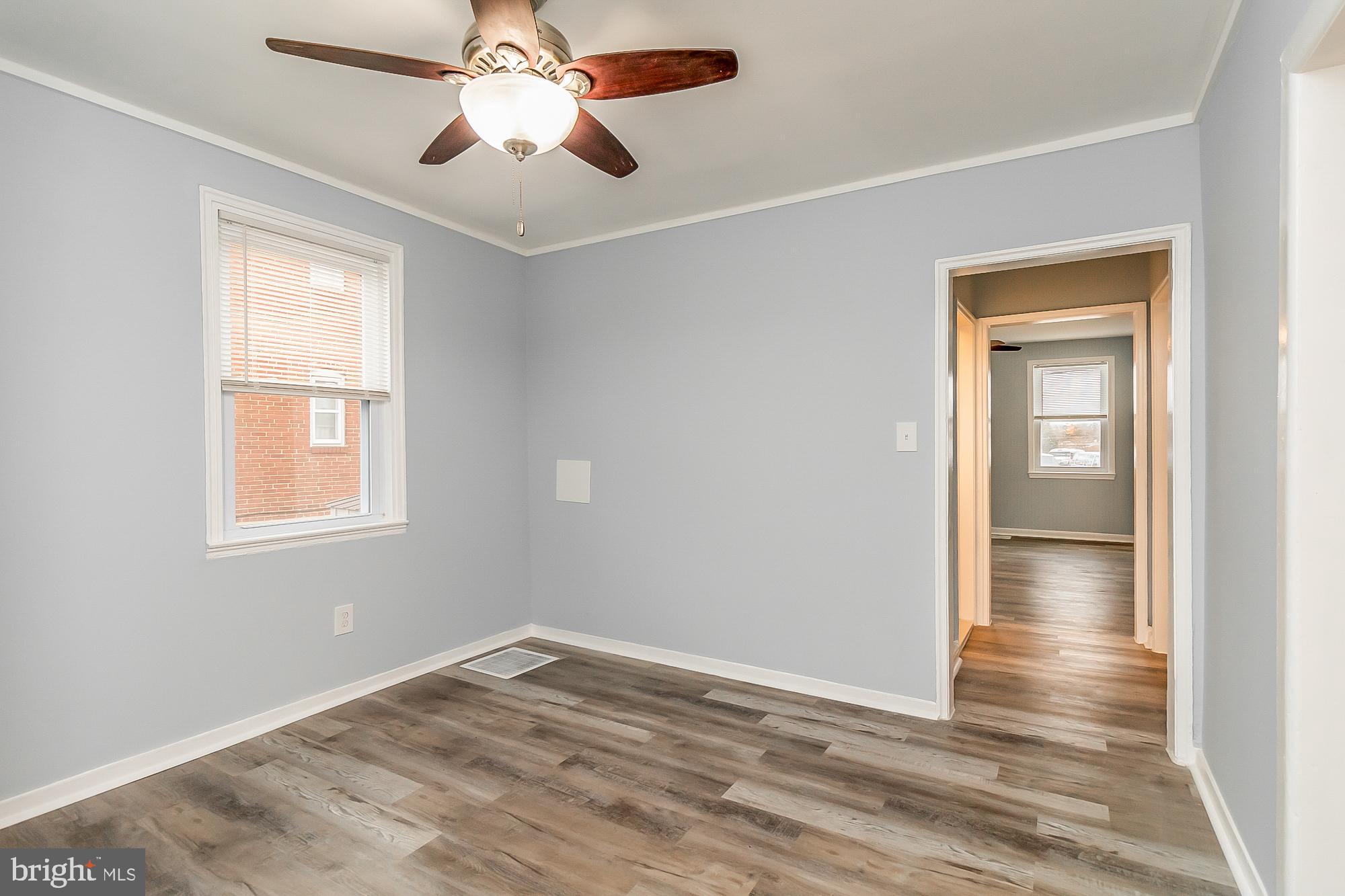 2928 Sollers Point Road Dundalk, MD 21222 - Photo 12 of 41 Dining area