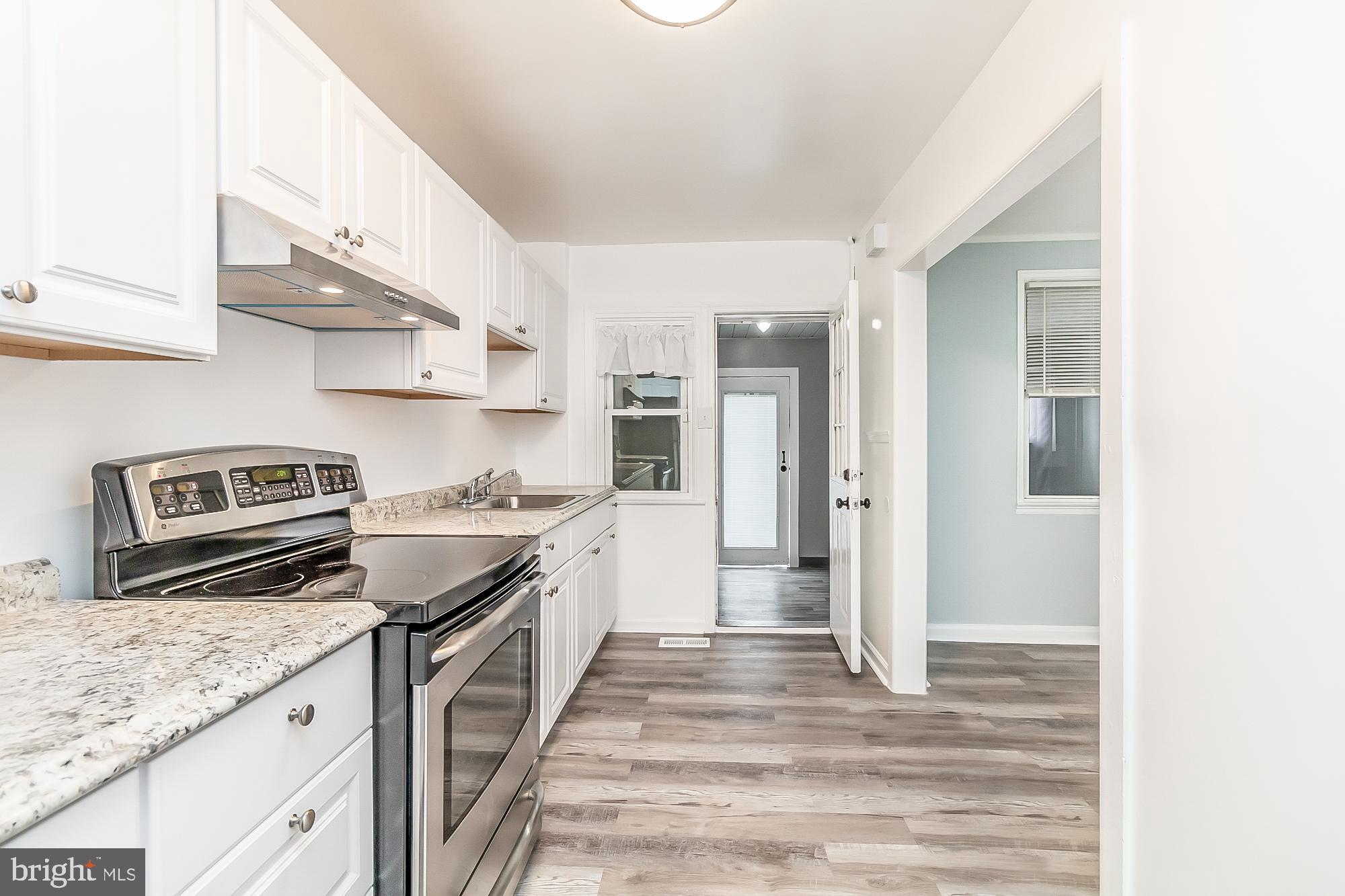2928 Sollers Point Road Dundalk, MD 21222 - Photo 17 of 41 Open Kitchen and dining area