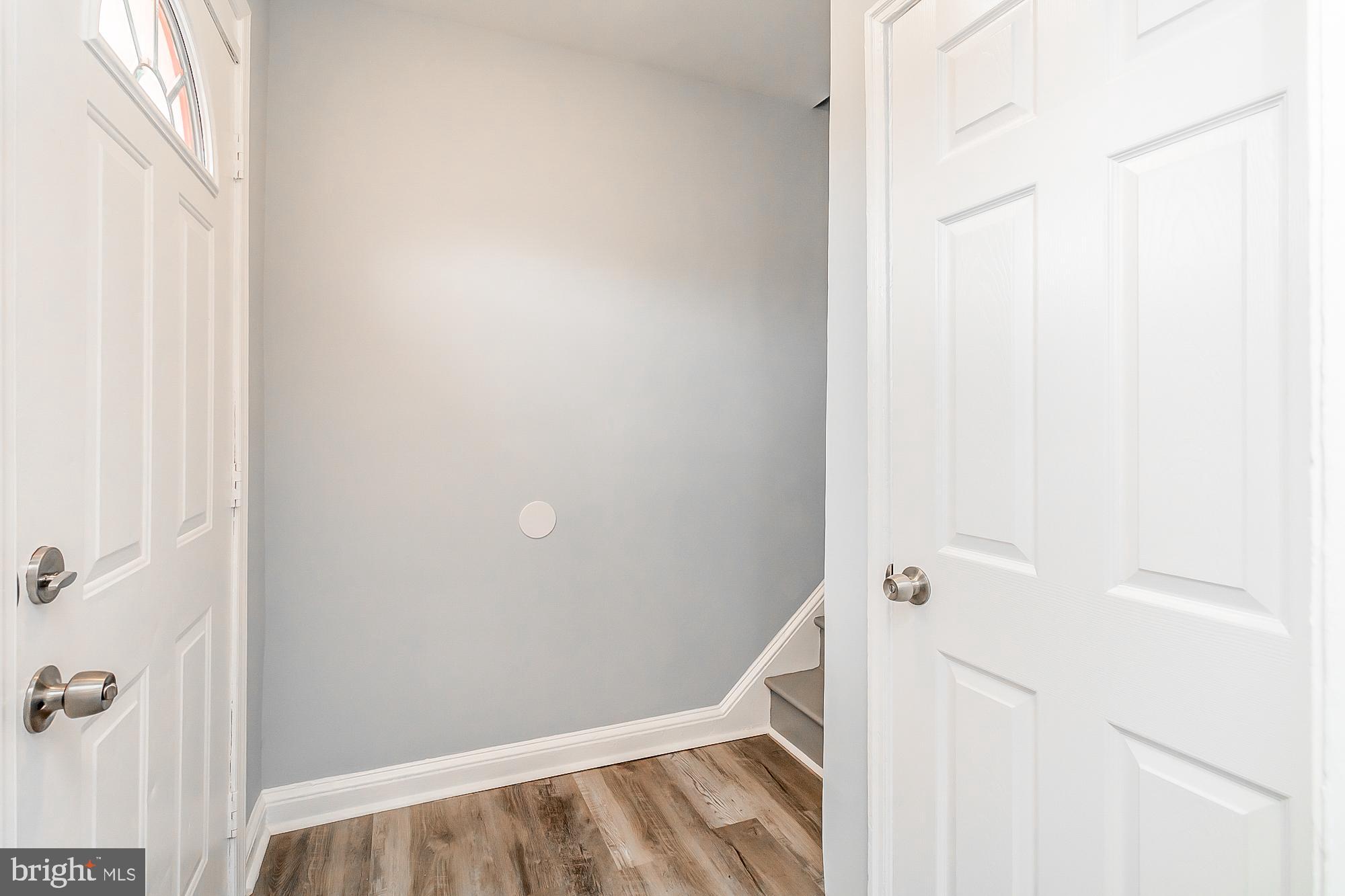 2928 Sollers Point Road Dundalk, MD 21222 - Photo 5 of 41 Entry Way