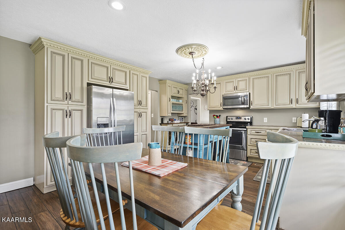 566 Granite Road Clinton, TN 37716 - Photo 13 of 55 DSC_5248