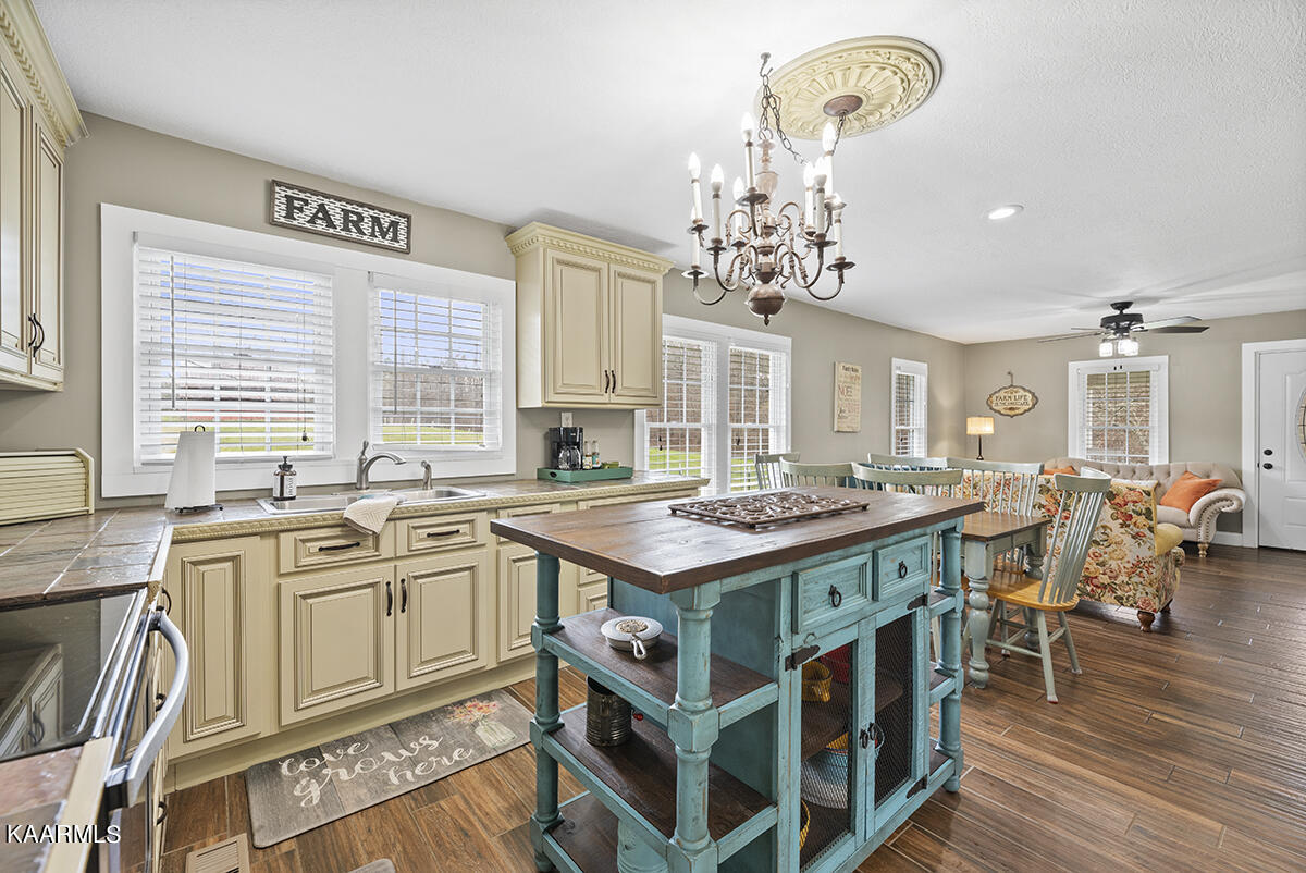 566 Granite Road Clinton, TN 37716 - Photo 16 of 55 DSC_5258 2