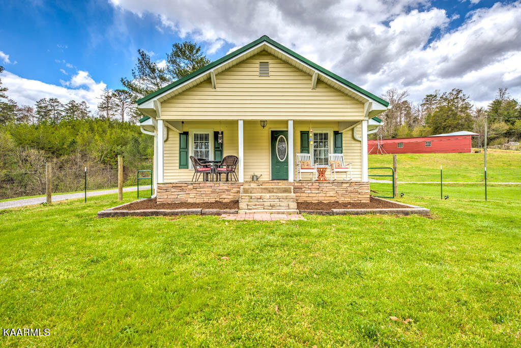 566 Granite Road Clinton, TN 37716 - Photo 3 of 55 220407Grnt566.52