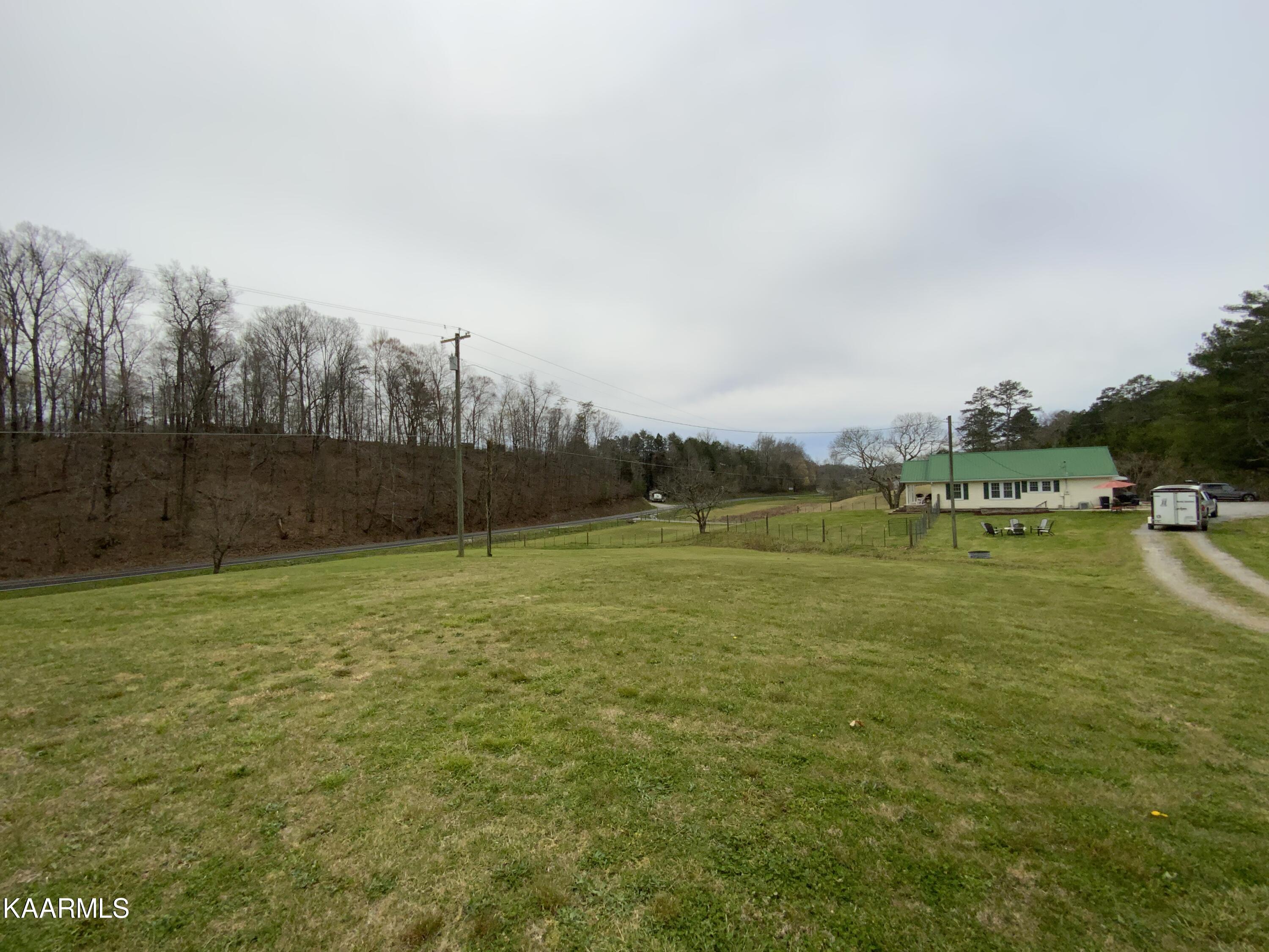 566 Granite Road Clinton, TN 37716 - Photo 31 of 55 EEA96315-0EA8-4CDC-9A94-65ED7641144F
