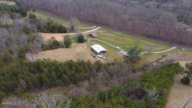 566 Granite Road Clinton, TN 37716 - Photo 40 of 55 7E8F9B75-A54F-4039-91AB-17DACB5A6C02