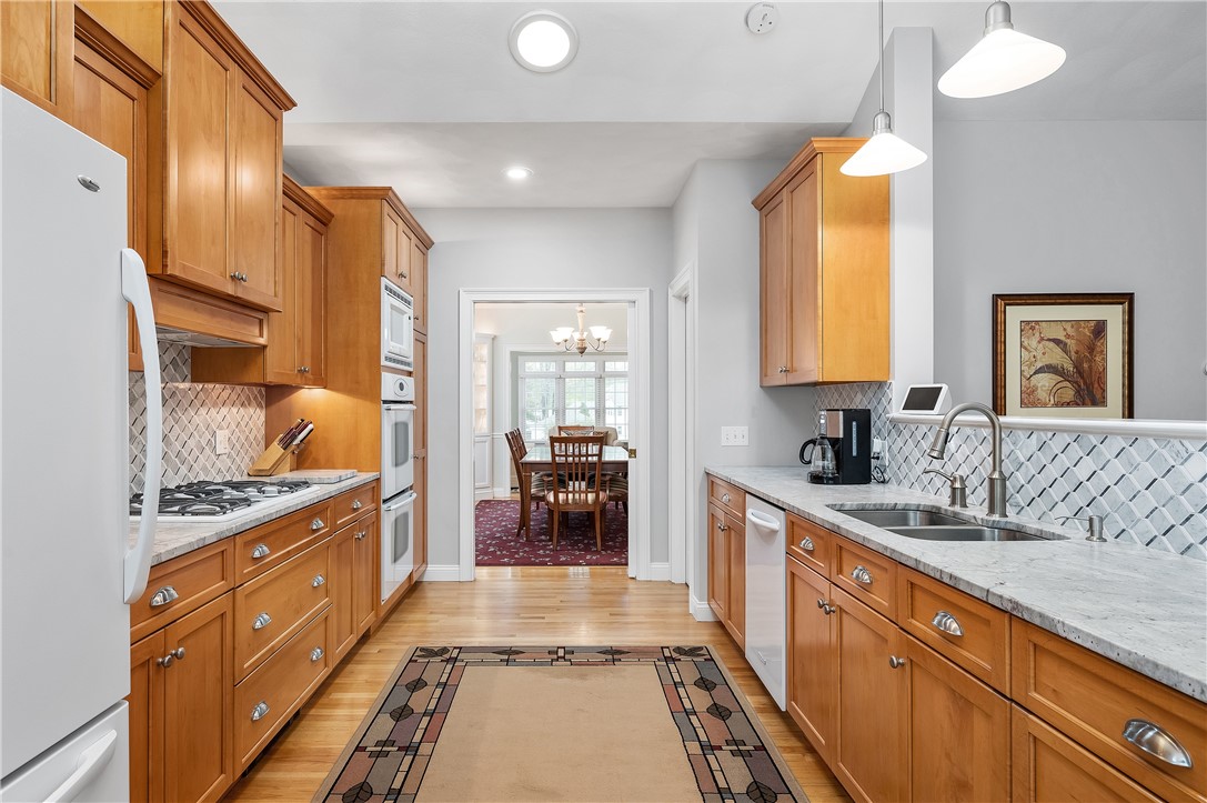 97 Gaskill Street Woonsocket, RI 02895 - Photo 36 of 50