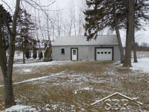 9633 Barnes Road Birch Run, MI 48415 - Photo 30 of 32 20346415-29.JPG