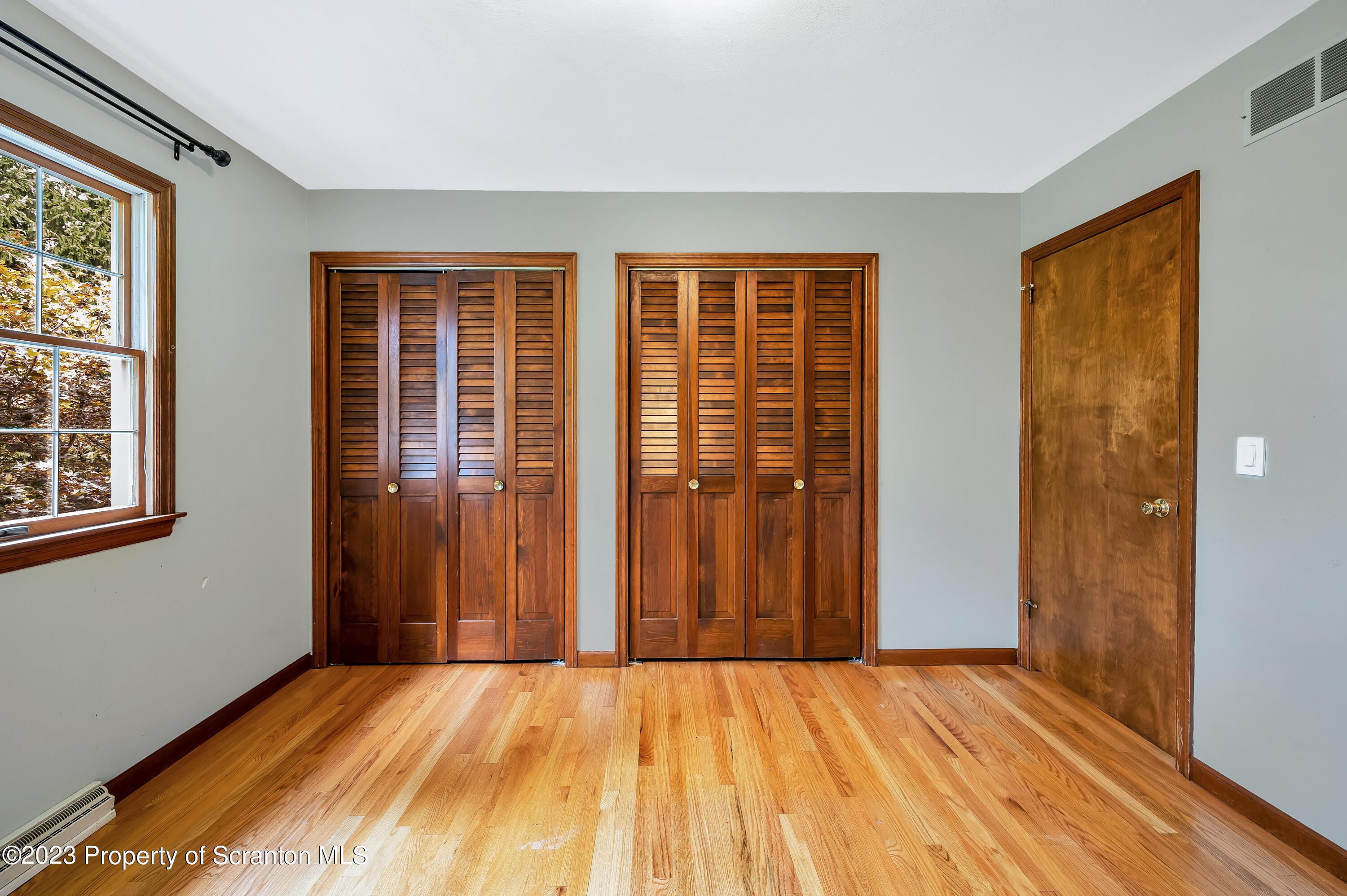 702 South Abington Road Clarks Summit, PA 18411 - Photo 17 of 49 Gallery Image 17