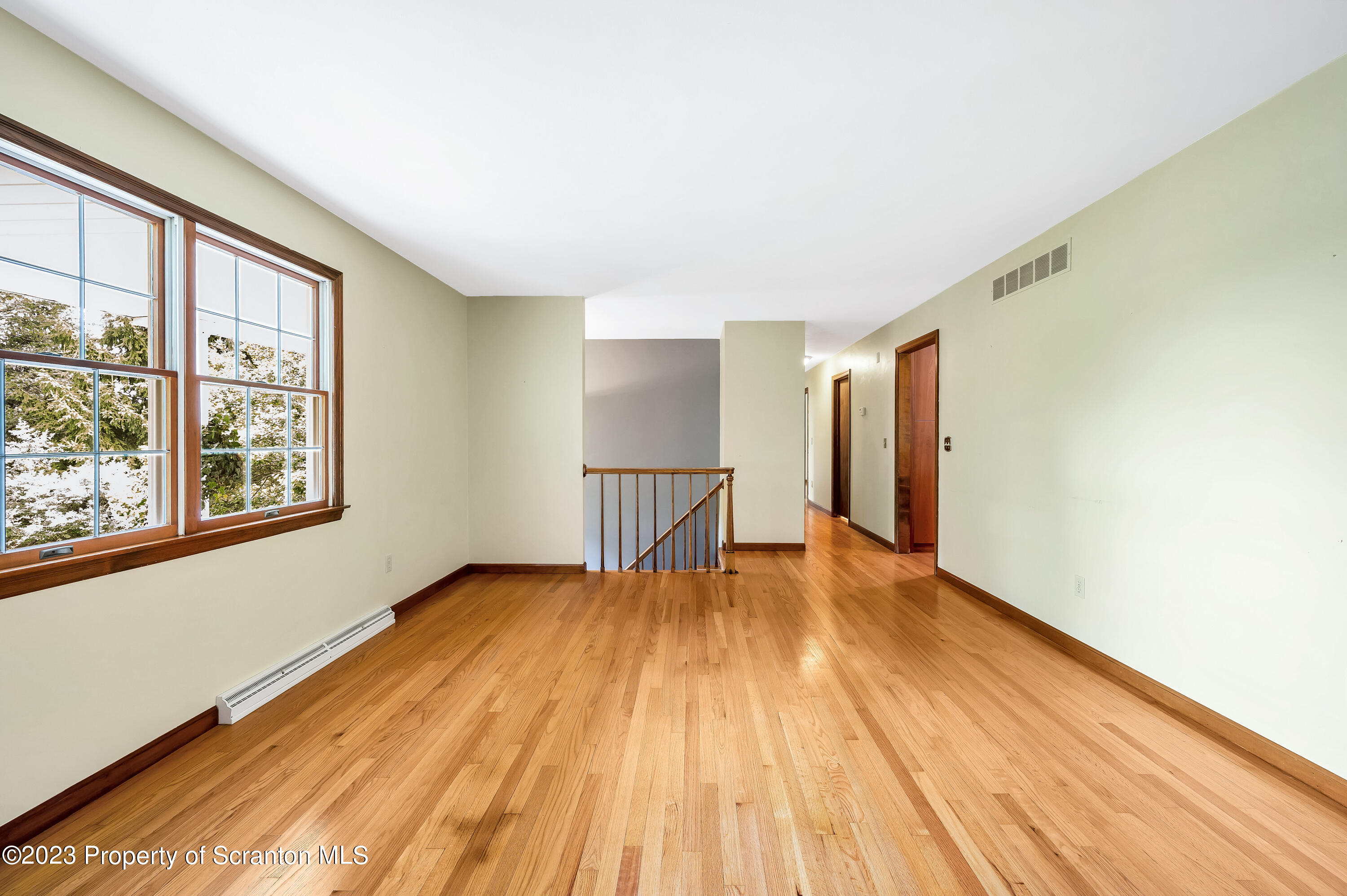 702 South Abington Road Clarks Summit, PA 18411 - Photo 3 of 49 Gallery Image 3