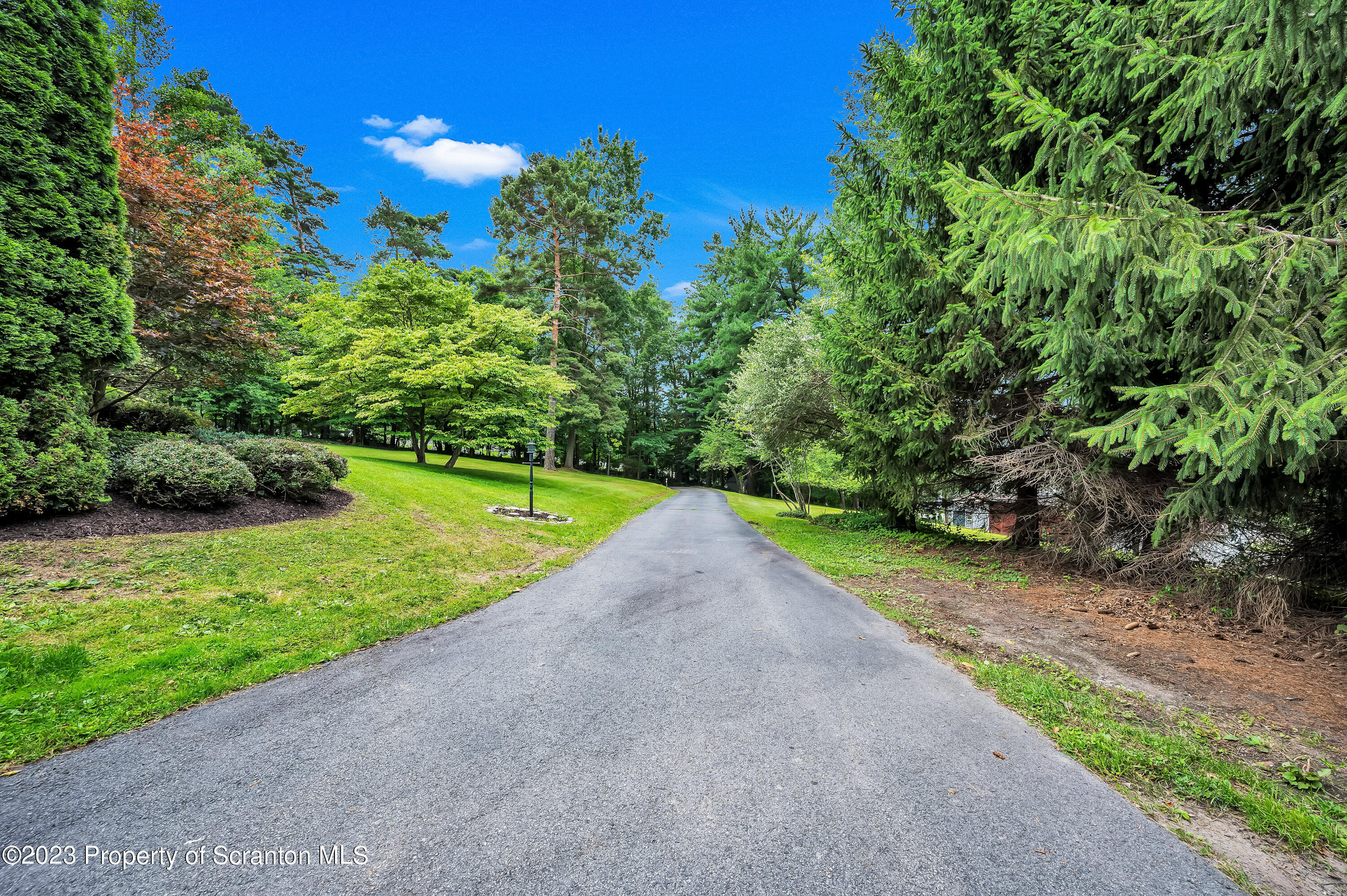 702 South Abington Road Clarks Summit, PA 18411 - Photo 46 of 49 Gallery Image 46