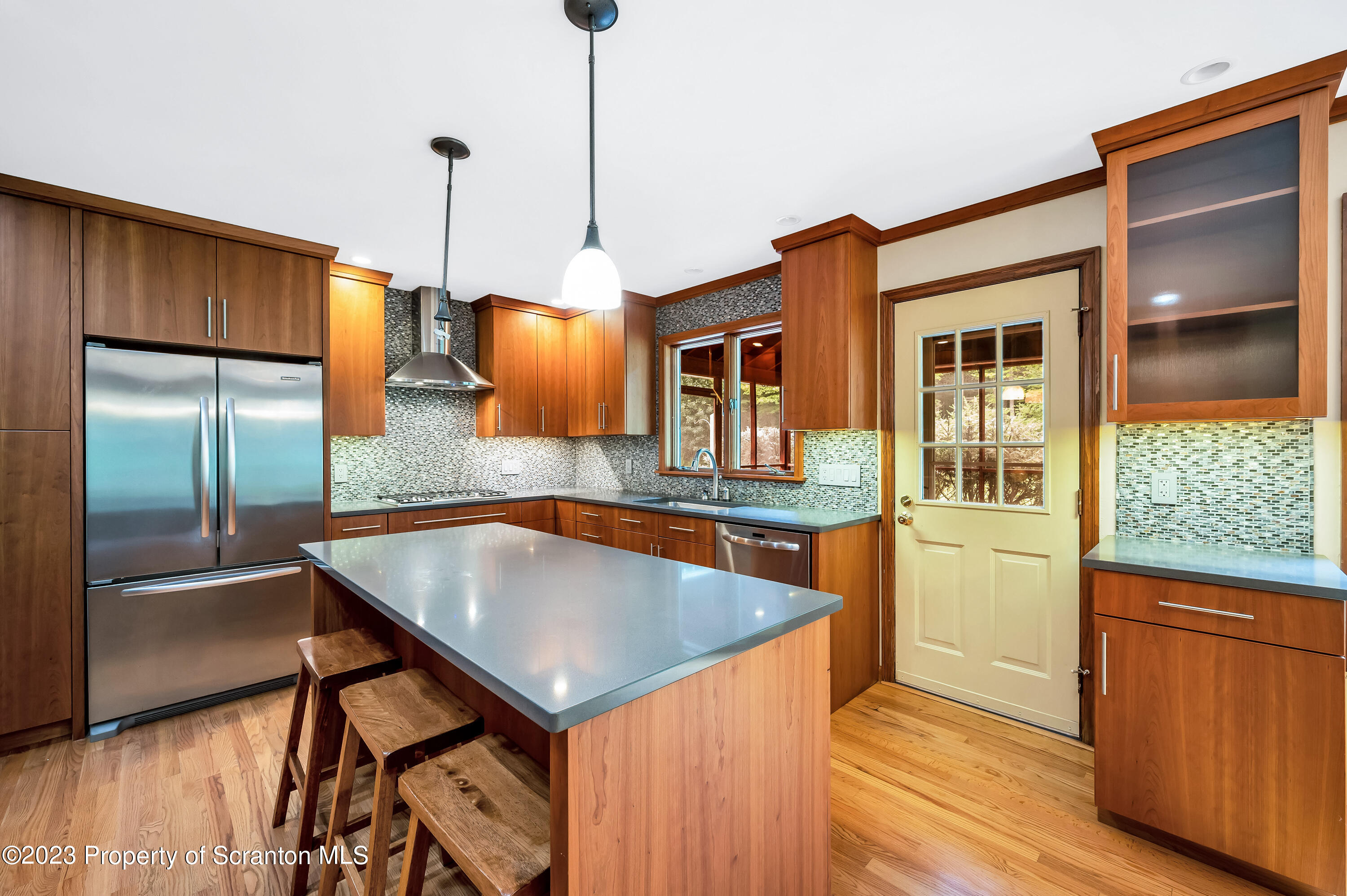 702 South Abington Road Clarks Summit, PA 18411 - Photo 10 of 49 Gallery Image 10