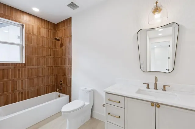 $1,995,000 | 2026 Euclid Avenue, Dallas, TX 75206