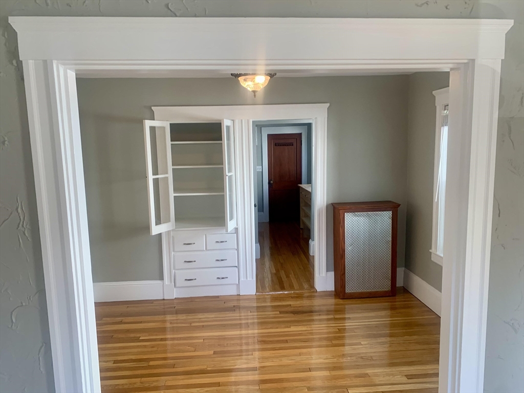 96 Cypress Street, Unit 1 Watertown, MA 02472 - Photo 3 of 20