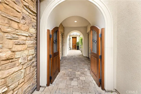 $5,800,000 | 26 View Terrace, Irvine, CA 92603