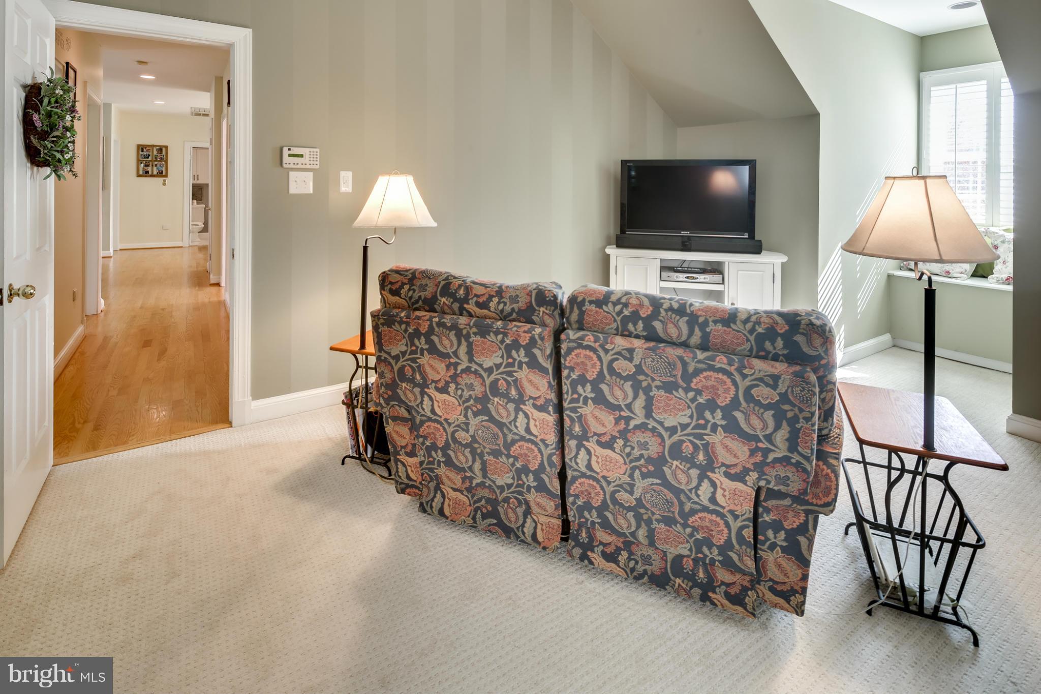 4127 Sharp Road Glenelg, MD 21737 - Photo 18 of 29 Master bedroom sitting area with dormers