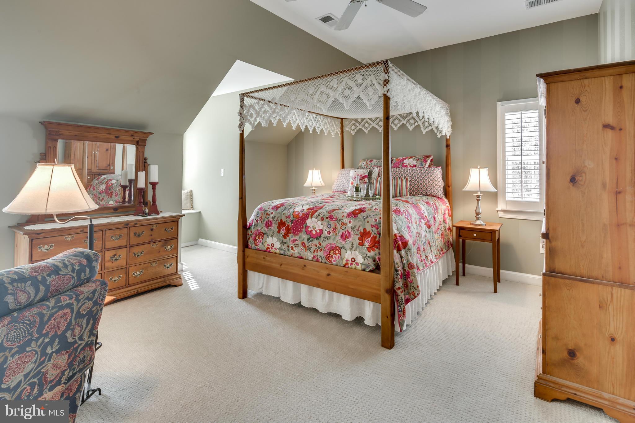 4127 Sharp Road Glenelg, MD 21737 - Photo 5 of 29 Master BR includes sitting area w/vaulted ceilings