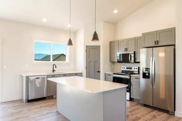 $405,000 | 1452 Stone Rdg Dr., Ranchester, WY 82839