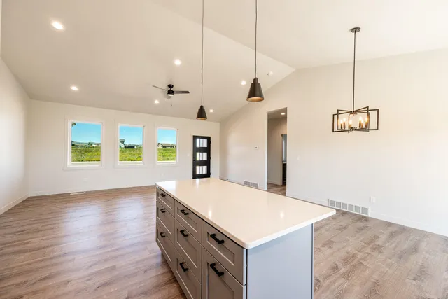 $405,000 | 1452 Stone Rdg Dr., Ranchester, WY 82839