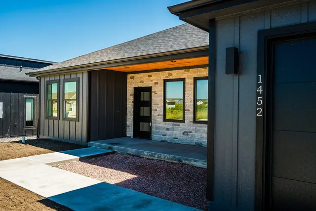 $405,000 | 1452 Stone Rdg Dr., Ranchester, WY 82839