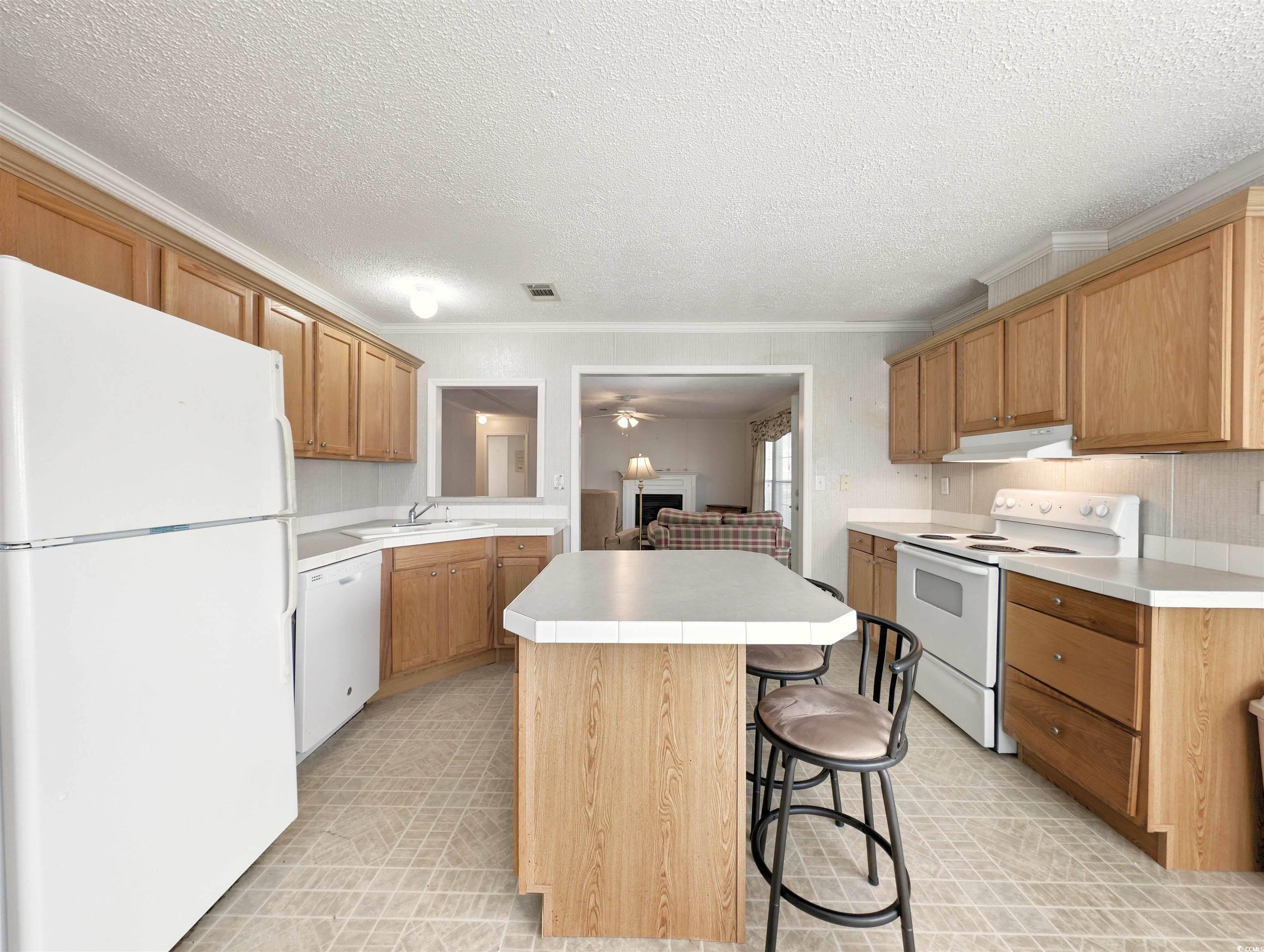 412 Vista Drive Murrells Inlet, SC 29576 - Photo 14 of 40