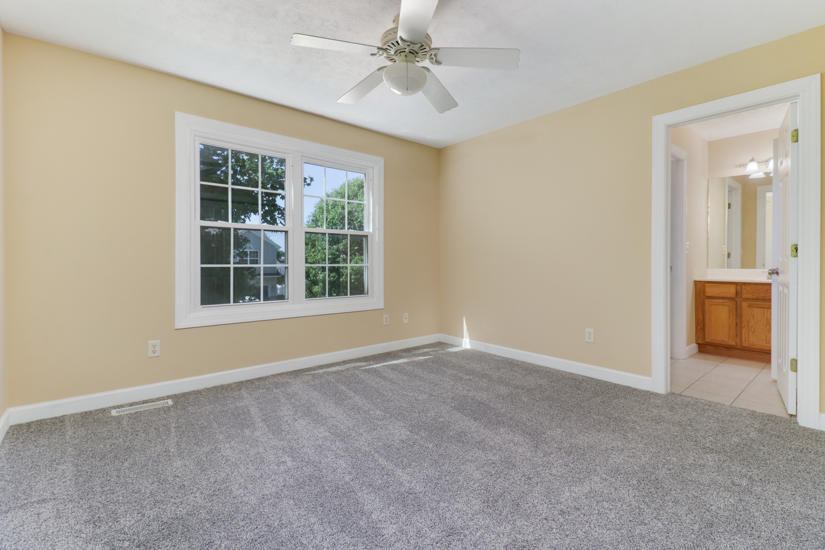 520 Wild Turkey Lane Normal, IL 61761 - Photo 17 of 29 Gallery Image 17