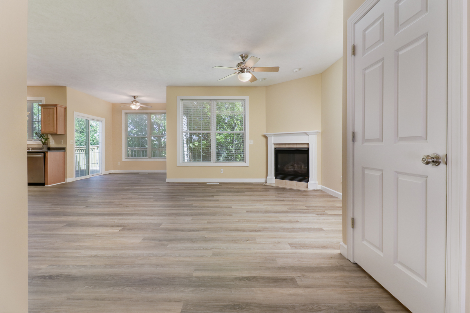520 Wild Turkey Lane Normal, IL 61761 - Photo 4 of 29 Gallery Image 4