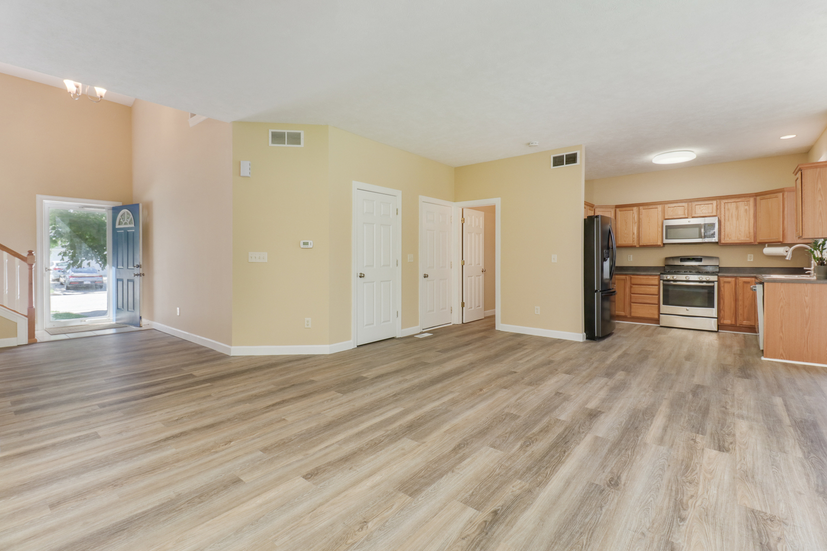 520 Wild Turkey Lane Normal, IL 61761 - Photo 6 of 29 Gallery Image 6