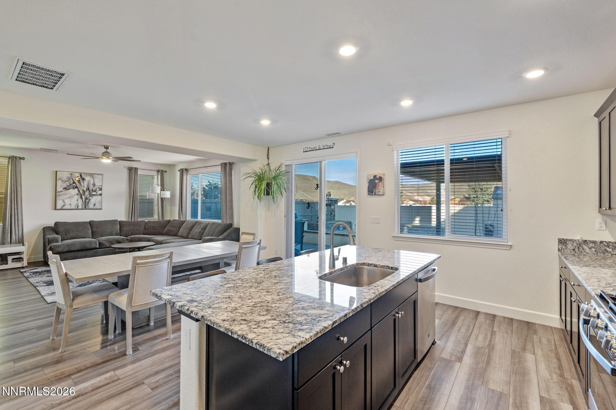 9764 Quartette Drive Reno, NV 89521 - Photo 10 of 34 12-web-or-mls-DSC04447