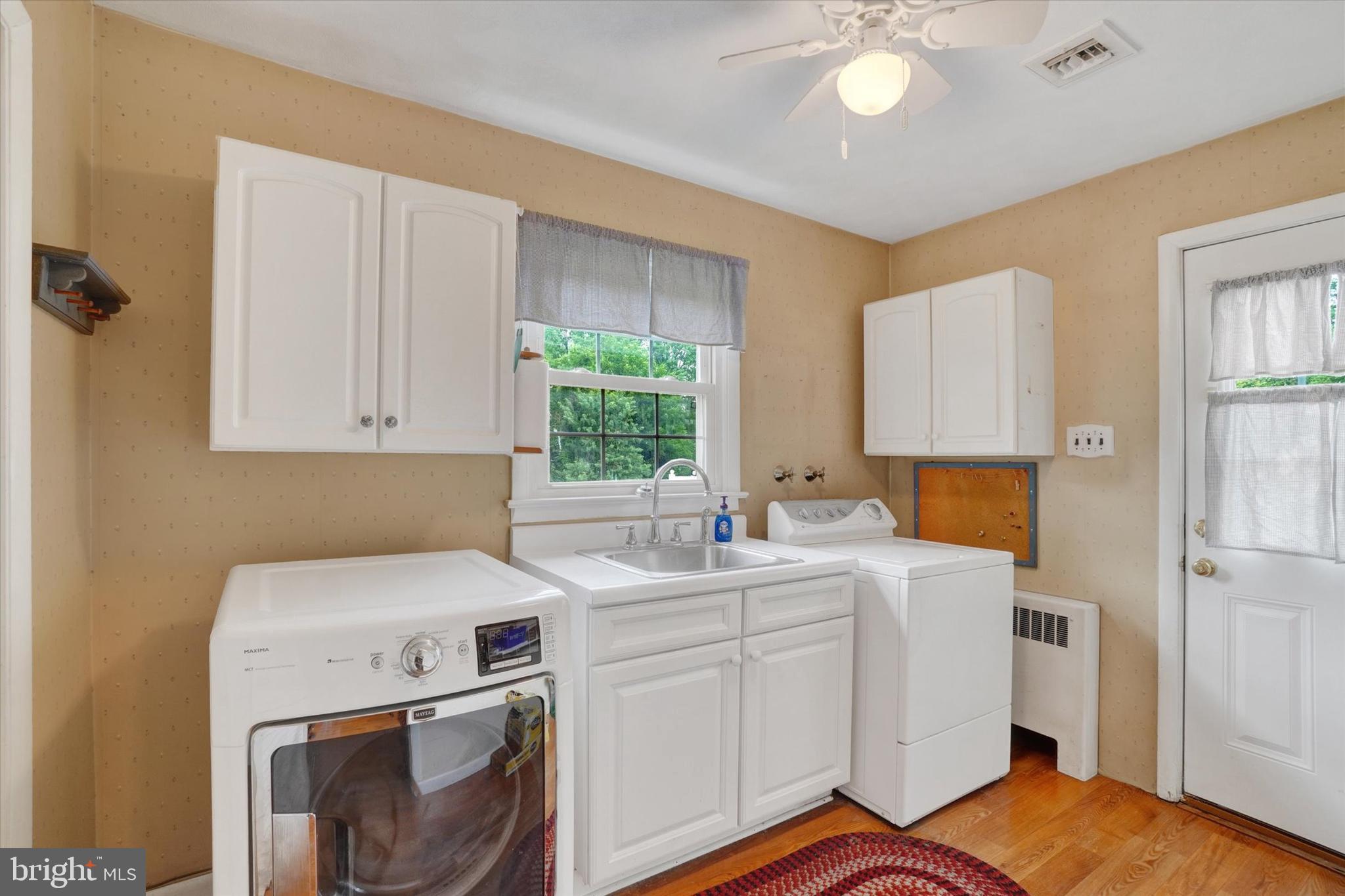 2432 Pine Grove Road York, PA 17403 - Photo 10 of 38
