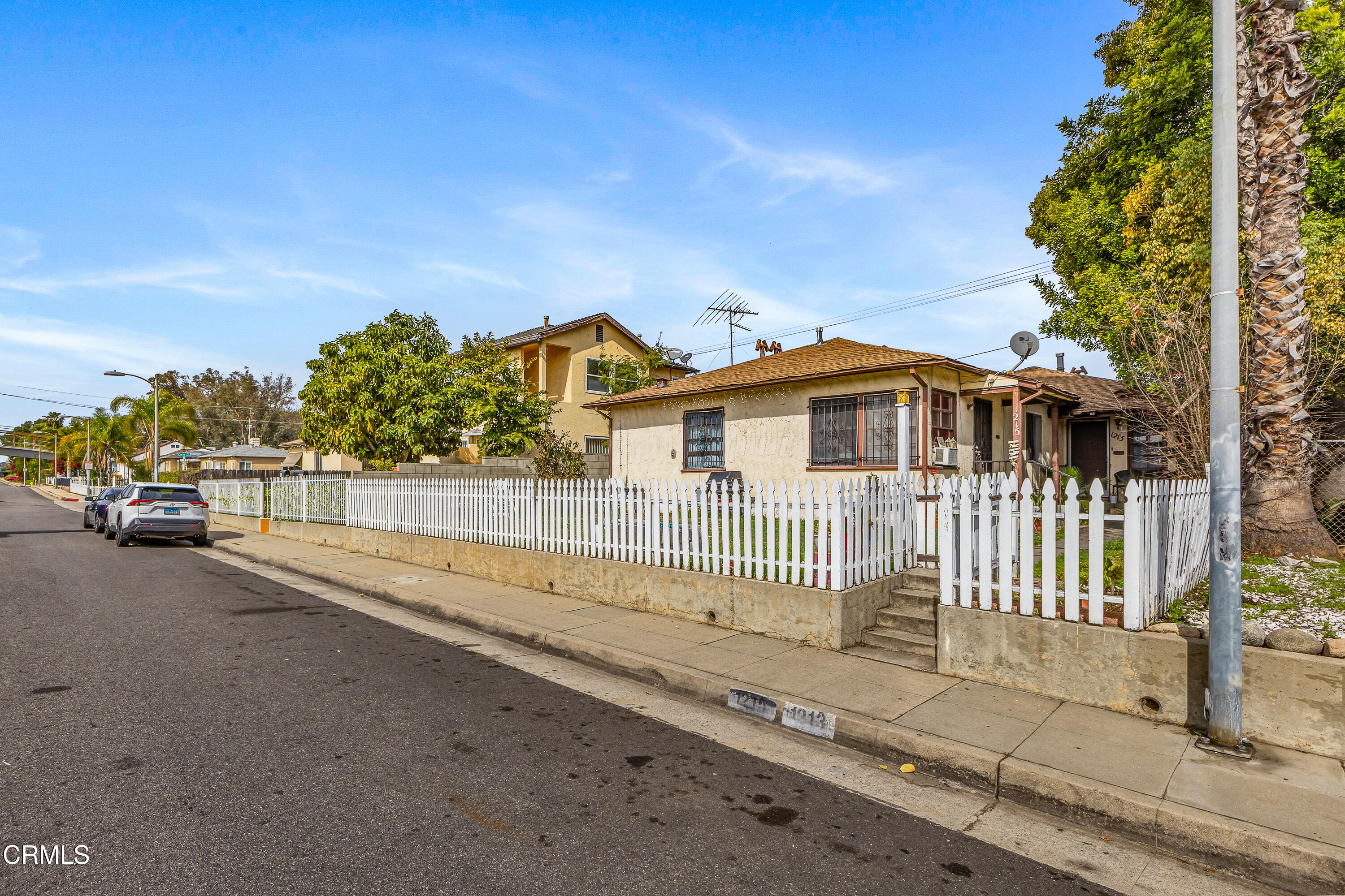 egpimaging_1213WRamonaRoad_001_FLEXMLS