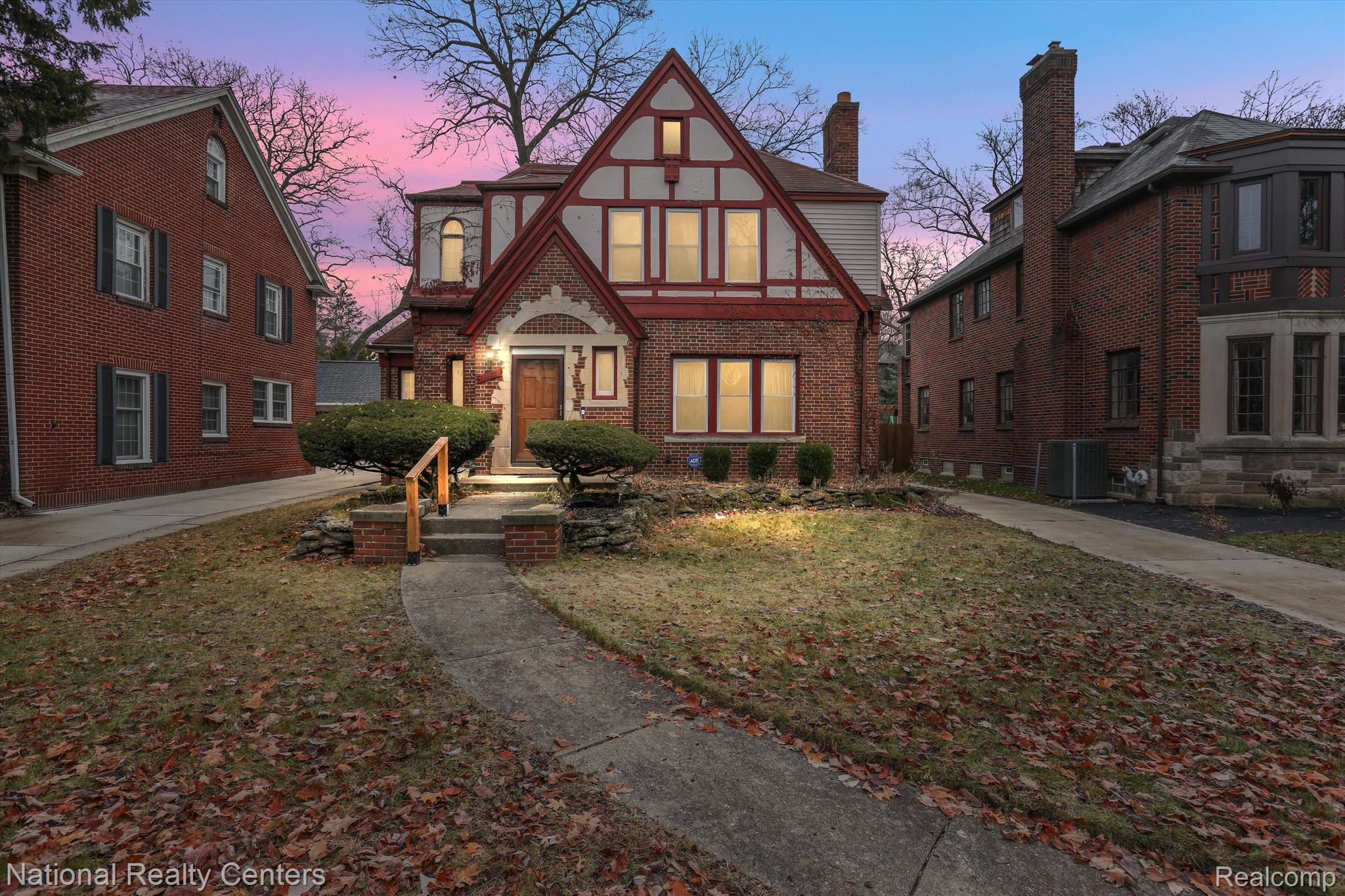 Welcome to Sherwood Forest Historical District