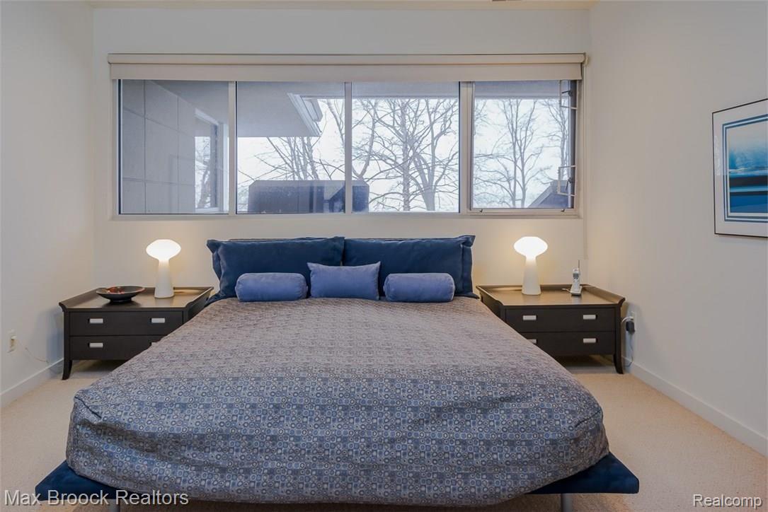 4455 Dow Ridge Road West Bloomfield, MI 48324 - Photo 25 of 50 2nd floor, 2nd bedroom with 2 large closets