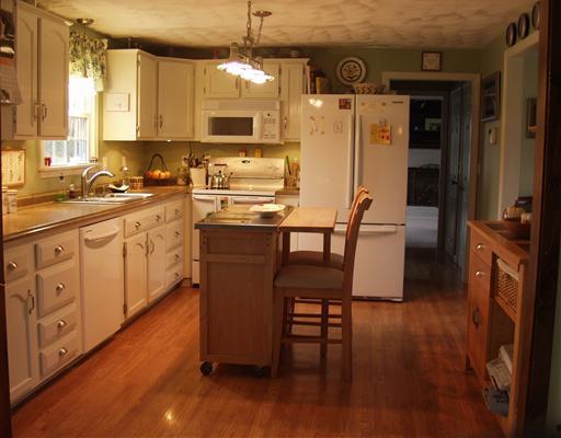 84 Anderson Road Windham, ME 04062 - Photo 2 of 34 Kitchen.