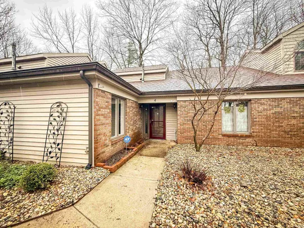 $229,900 | 4 Boulder Court, Nappanee, IN 46550