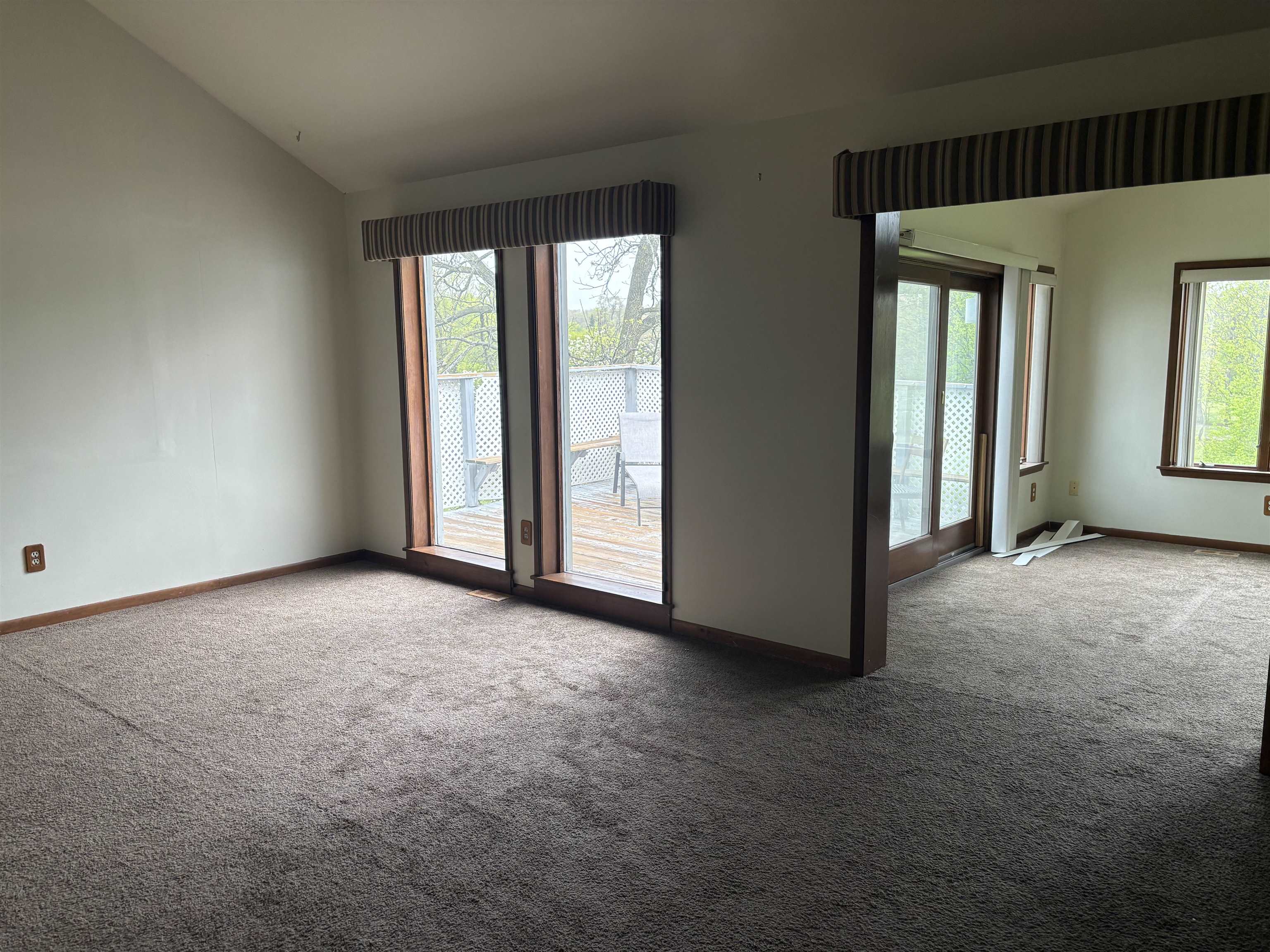 1390 Flushing Road Flushing, MI 48433 - Photo 15 of 33