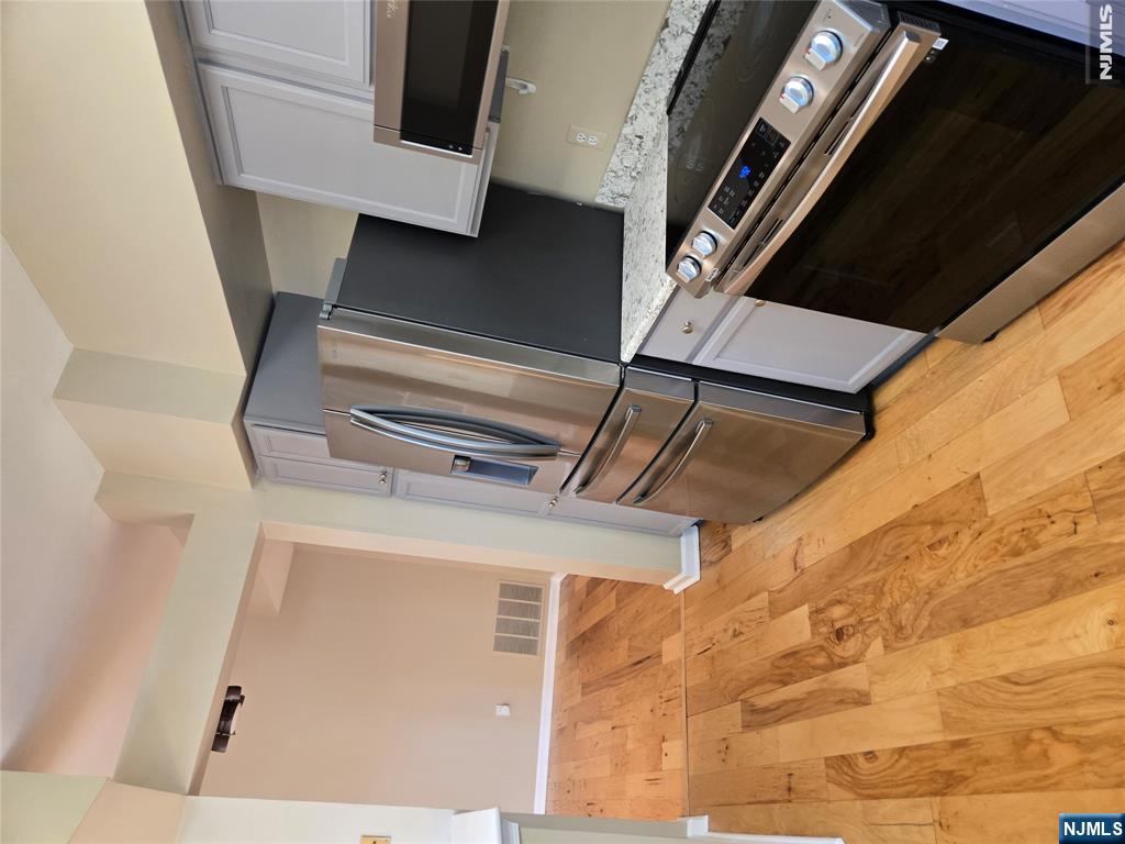 42 Birchwood Road Bedminster, NJ 07921 - Photo 40 of 46