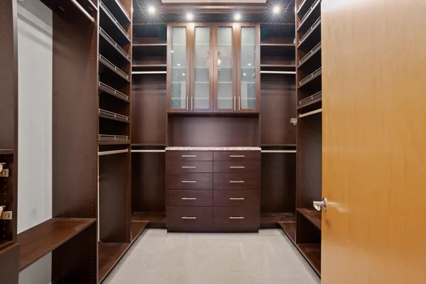 $4,500 | 1111 North Marshall Street, Unit 704, Milwaukee, WI 53202