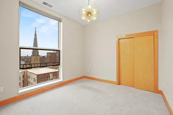 $4,500 | 1111 North Marshall Street, Unit 704, Milwaukee, WI 53202