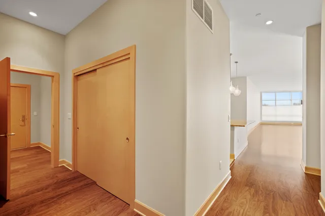 $4,500 | 1111 North Marshall Street, Unit 704, Milwaukee, WI 53202