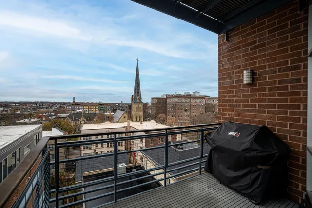 $4,500 | 1111 North Marshall Street, Unit 704, Milwaukee, WI 53202