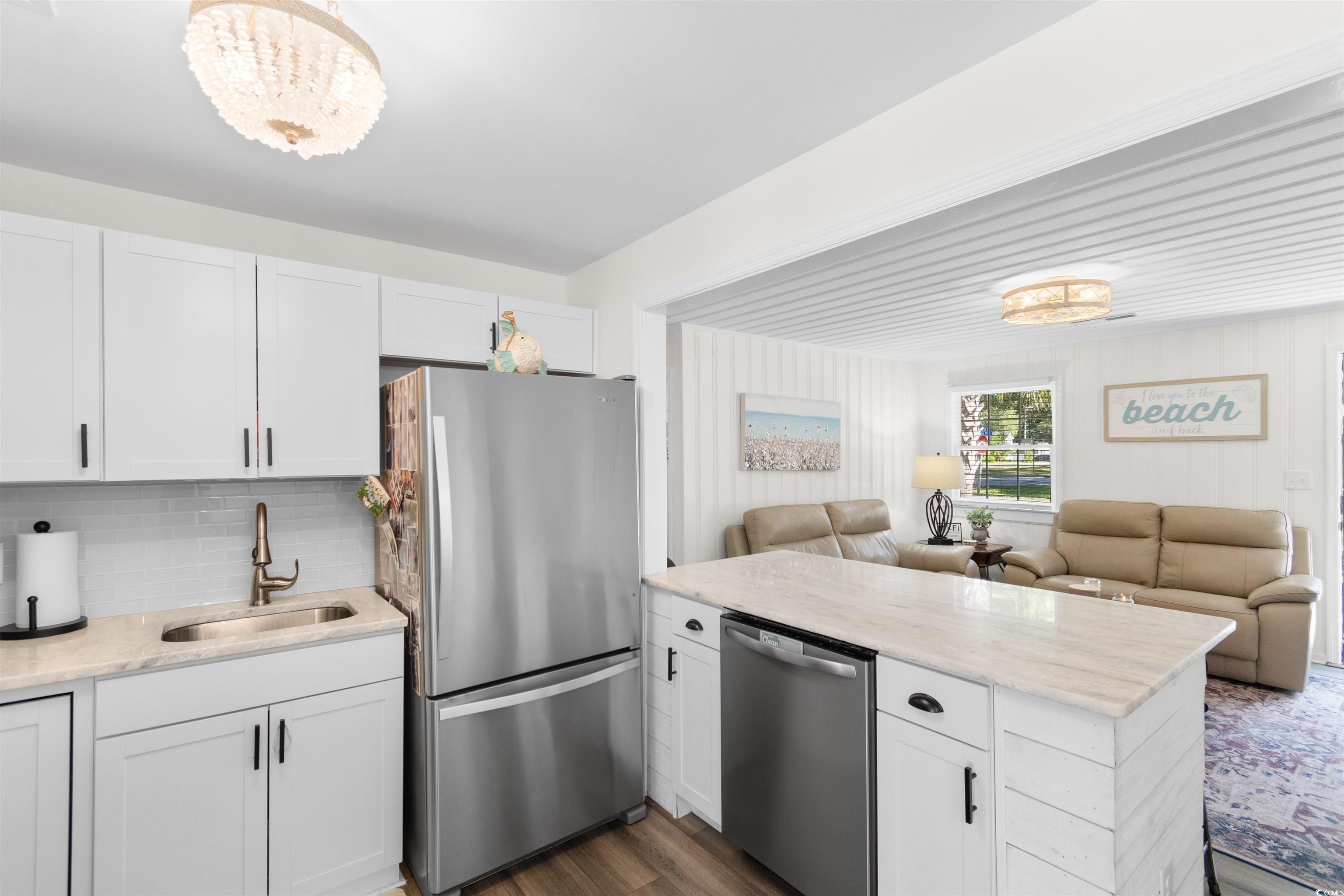 627 Pine Drive Surfside Beach, SC 29575 - Photo 6 of 40