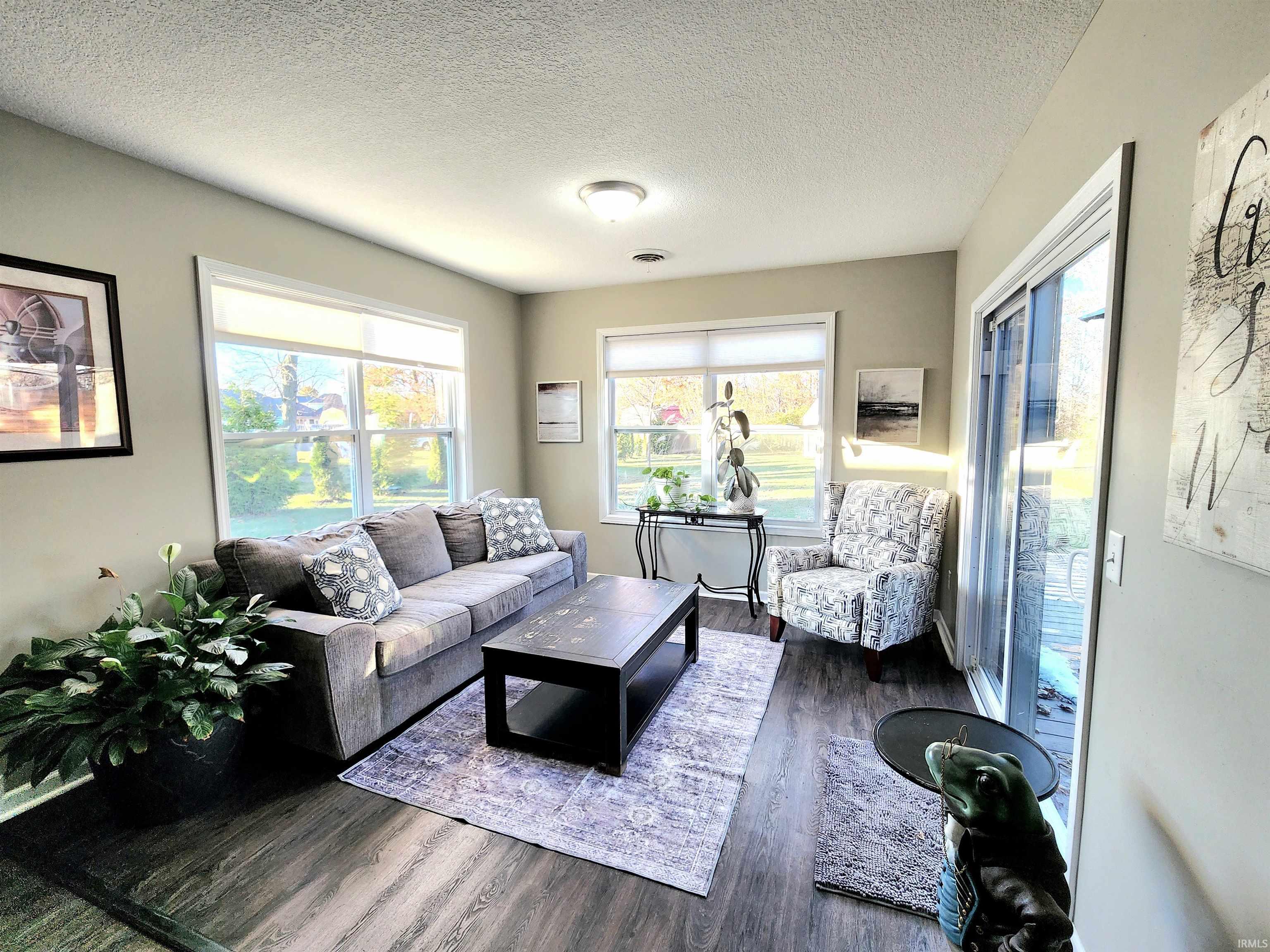 9055 Seiler Road New Haven, IN 46774 - Photo 11 of 36