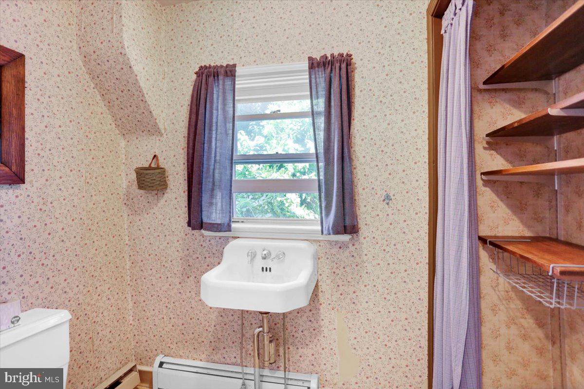 2115 Spring Street Reading, PA 19609 - Photo 13 of 25 Gallery Image 13